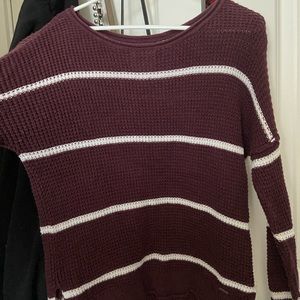 Hollister sweater